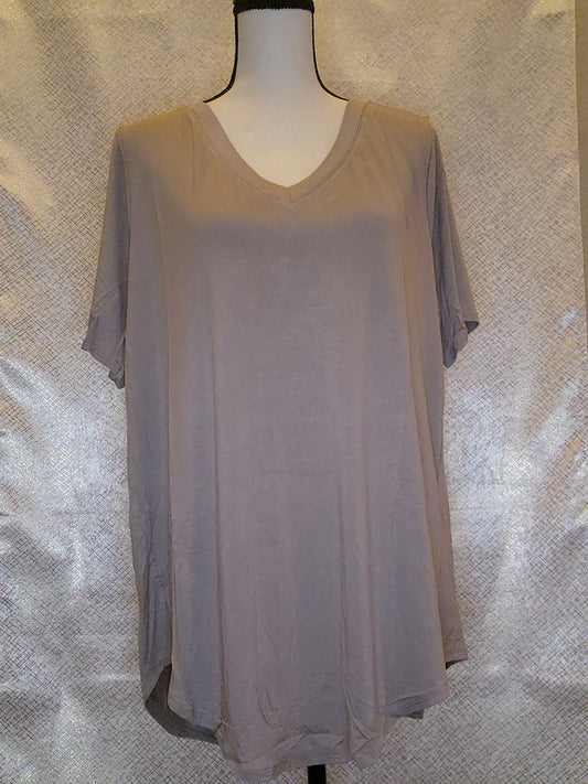 Plus Luxe Short Sleeve V-Neck Hi-Low Hemp Top - Ash Mocha